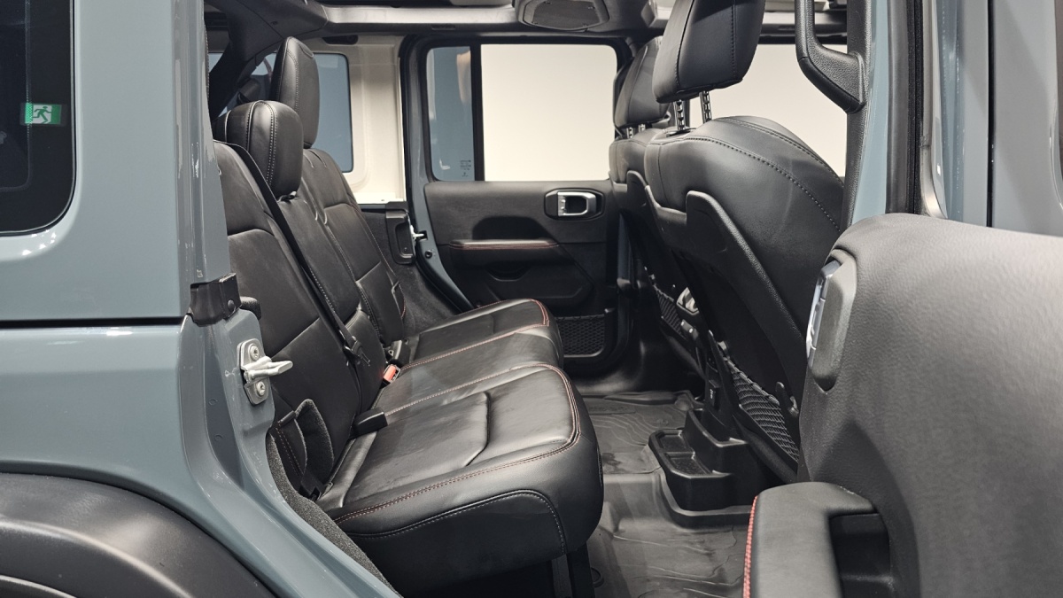 Jeep Wrangler, 2024 — фото 12 из 12