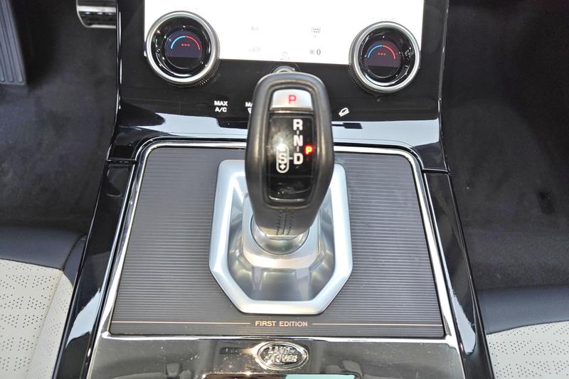 Land Rover Range Rover Evoque L, 2022 — фото 5 из 12