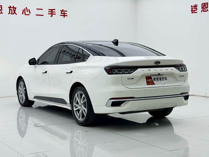 Ford Mondeo, 2023 — фото 6 из 9