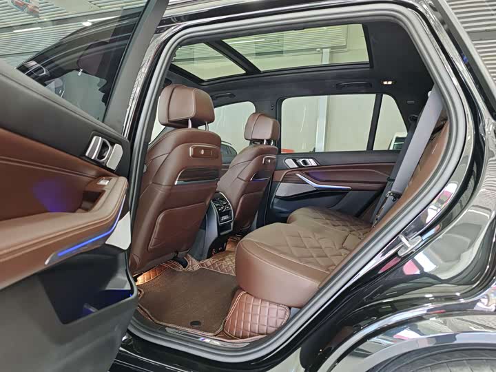 BMW X5, 2024 — фото 10 из 12