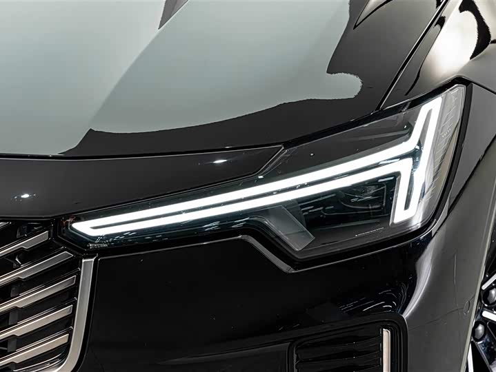 Volvo S90, 2025 — фото 4 из 9