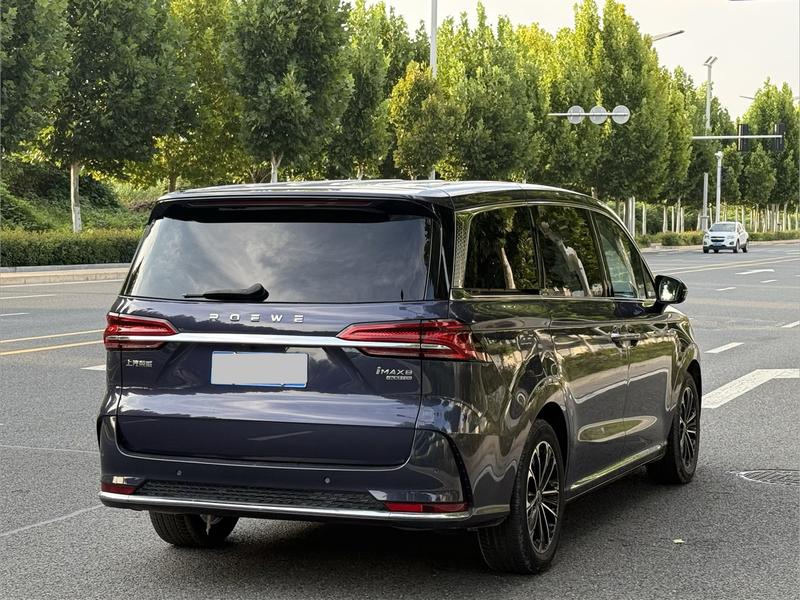 Roewe iMax 8, 2022 — фото 6 из 10