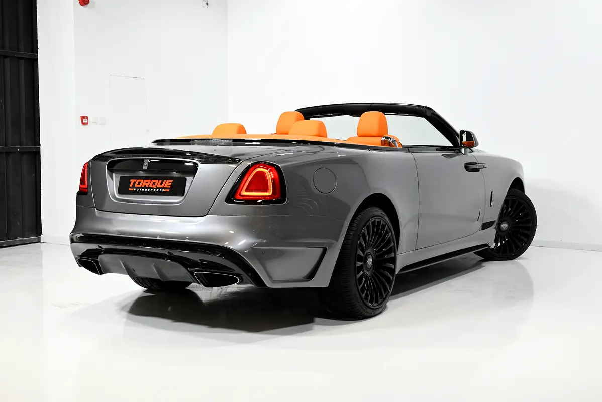 Rolls-Royce Dawn, 2022 — фото 7 из 10