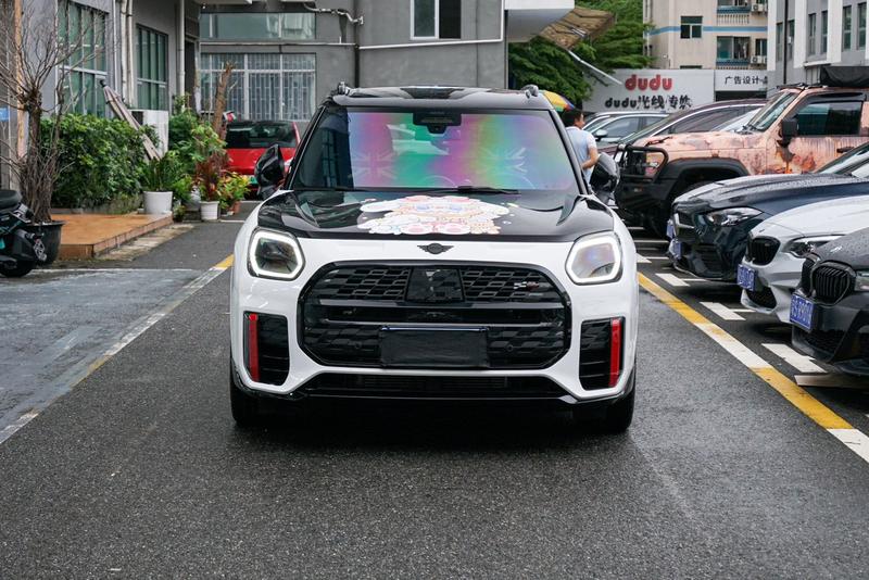 Mini Countryman JCW, 2025 — фото 2 из 11