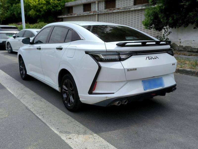 Dongfeng Aeolus Yixuan, 2022 — фото 4 из 9