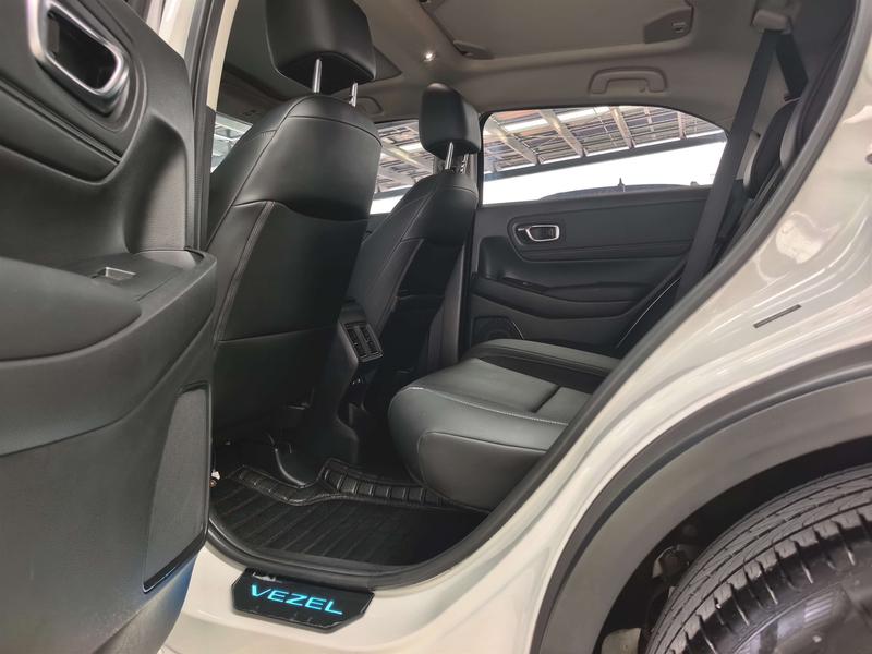 Honda Vezel, 2023 — фото 11 из 12