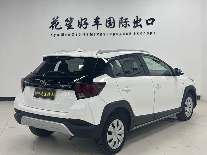 Toyota Yaris L Hatchback, 2022 — фото 5 из 9