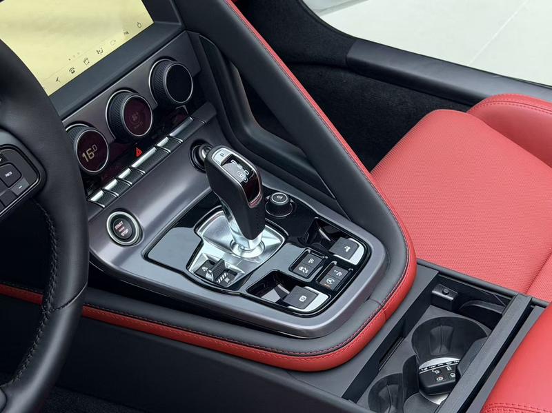 Jaguar F-Type, 2024 — фото 7 из 9