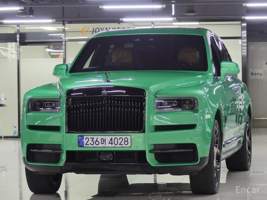 Rolls-Royce Cullinan, 2023 — купить в Тольятти под ключ