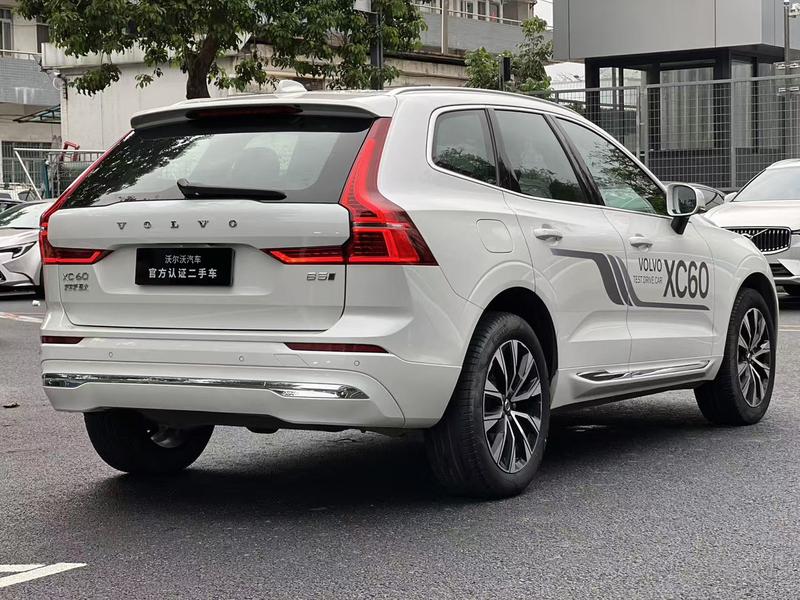 Volvo XC60, 2024 — фото 5 из 10