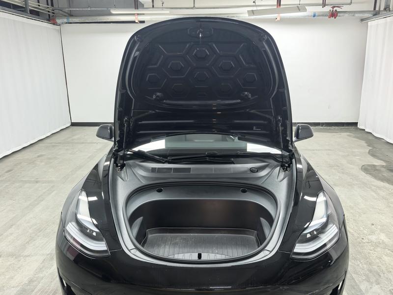 Tesla Model 3, 2022 — фото 12 из 12