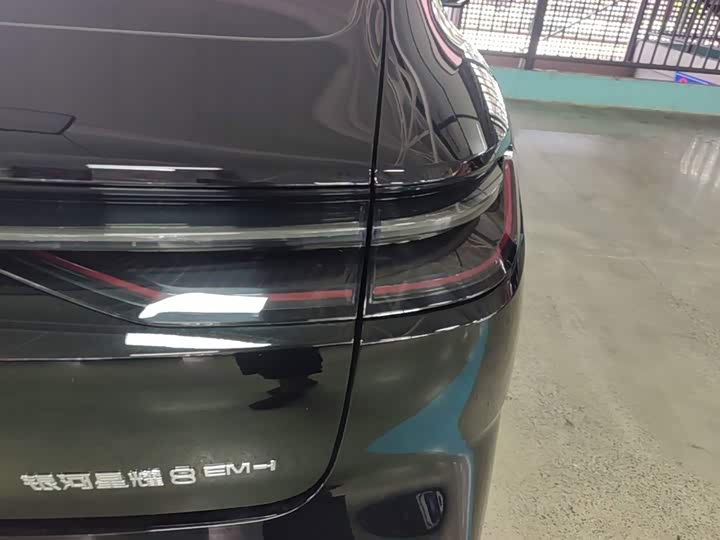 Geely Galaxy Starshine 8 EM-i, 2025 — фото 8 из 9