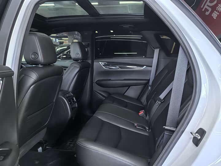 Cadillac XT5, 2021 — фото 8 из 9
