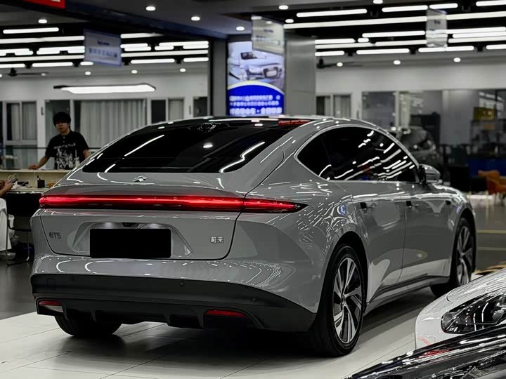 Nio ET5, 2024 — фото 6 из 9