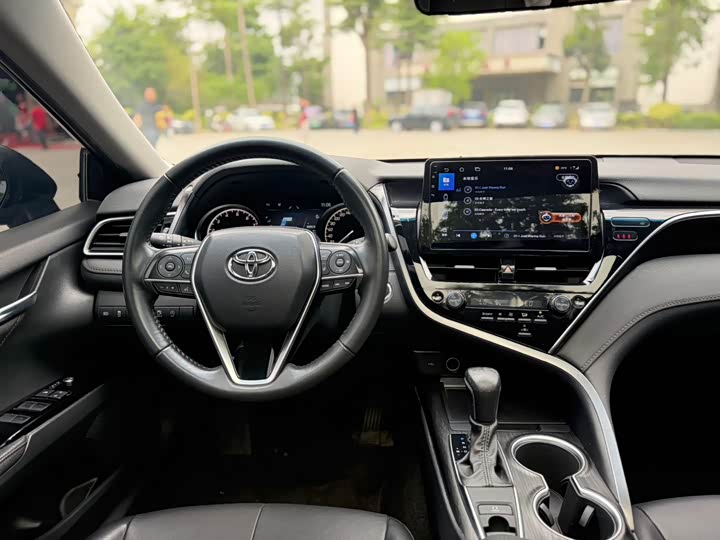 Toyota Camry, 2022 — фото 9 из 9