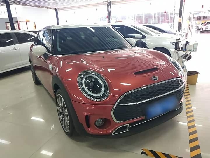 Mini Clubman, 2023 — фото 4 из 9