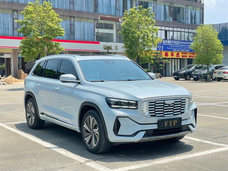 Geely Monjaro, 2022 — фото 3 из 12