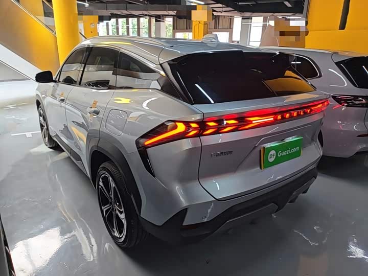 Geely Galaxy L7, 2024 — фото 5 из 9