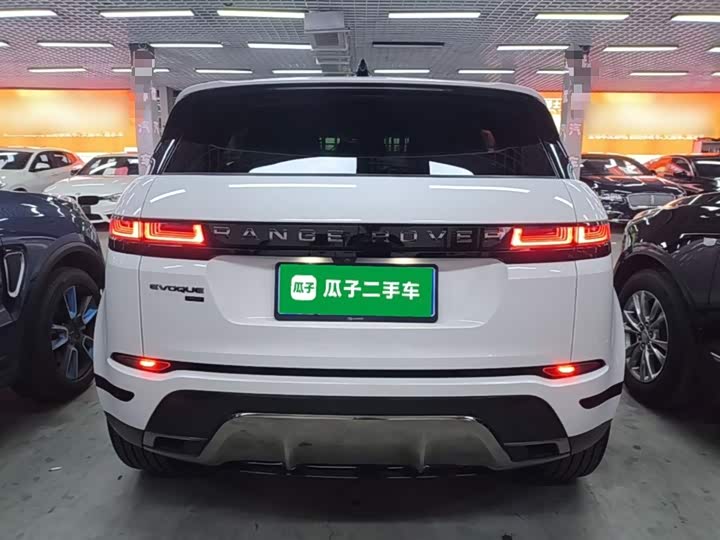 Land Rover Range Rover Evoque L, 2024 — фото 6 из 9