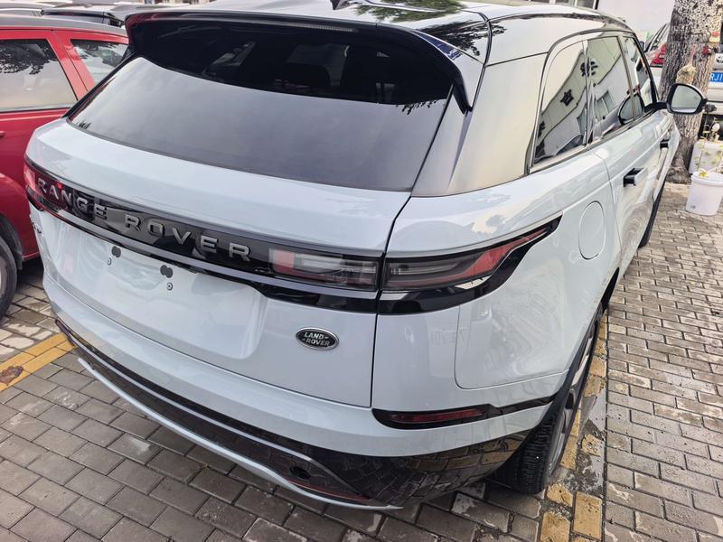 Land Rover Range Rover Velar, 2023 — фото 4 из 11