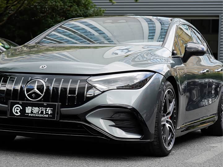 Mercedes-Benz EQE AMG, 2024 — фото 7 из 9