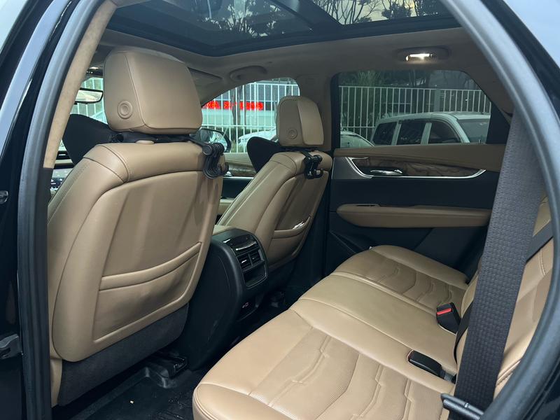 Cadillac XT5, 2022 — фото 12 из 12