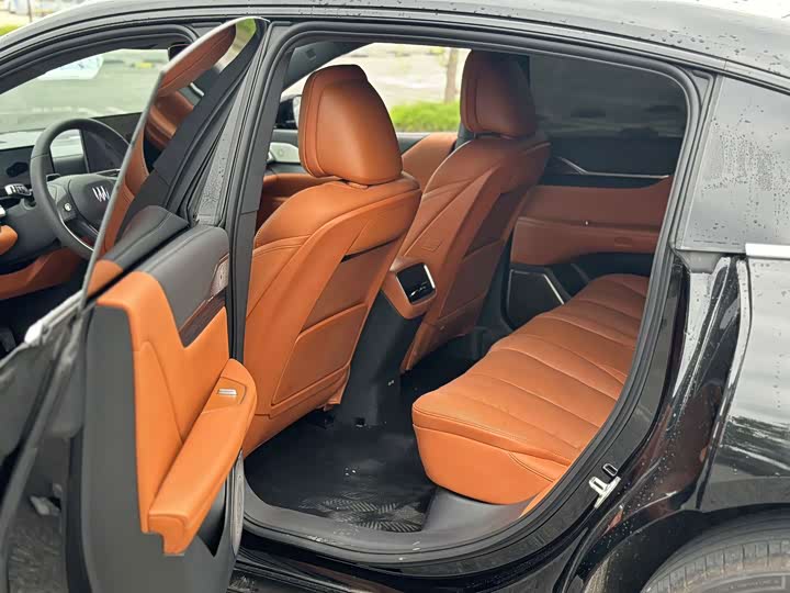 Buick Electra L7, 2025 — фото 6 из 9