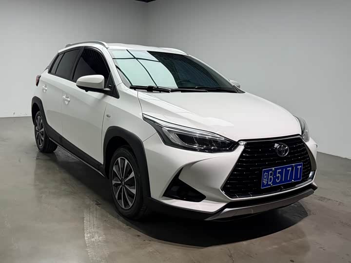 Toyota Yaris L Hatchback, 2022 — фото 3 из 9