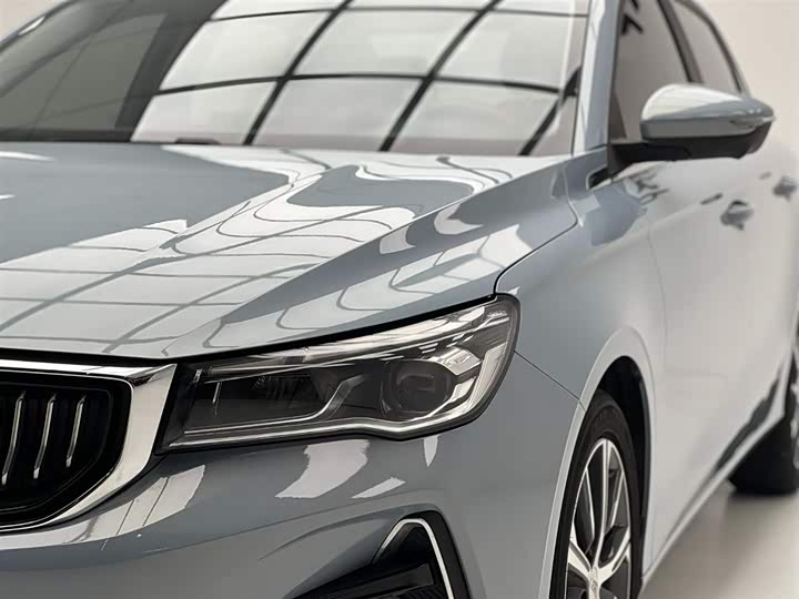 Geely Emgrand, 2023 — фото 4 из 9