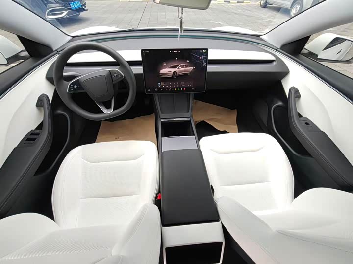 Tesla Model 3, 2025 — фото 4 из 9