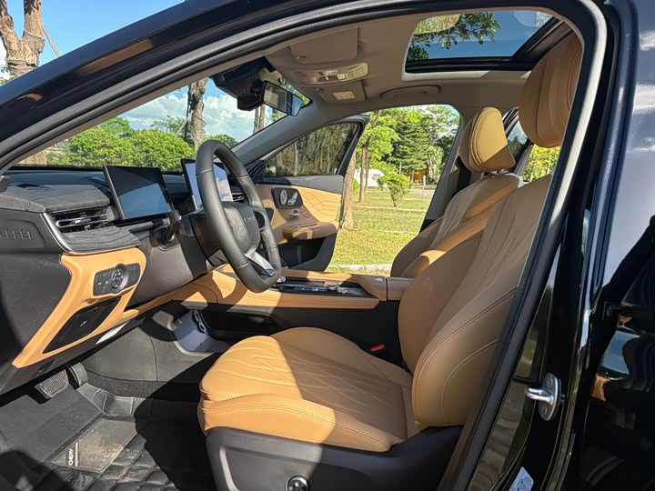 Chery Arrizo 8 Pro, 2025 — фото 8 из 9