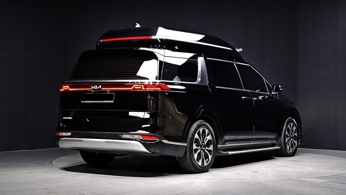 Kia Carnival, 2023 — фото 2 из 12