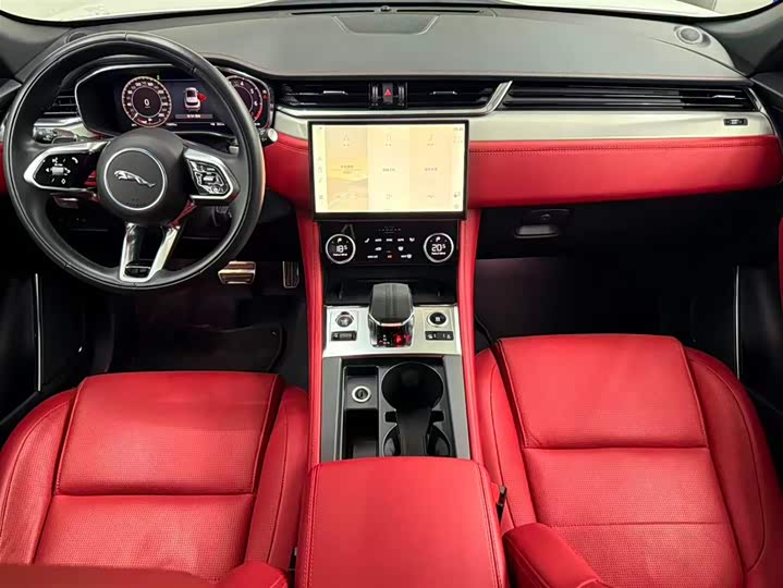 Jaguar F-Pace, 2023 — фото 7 из 9