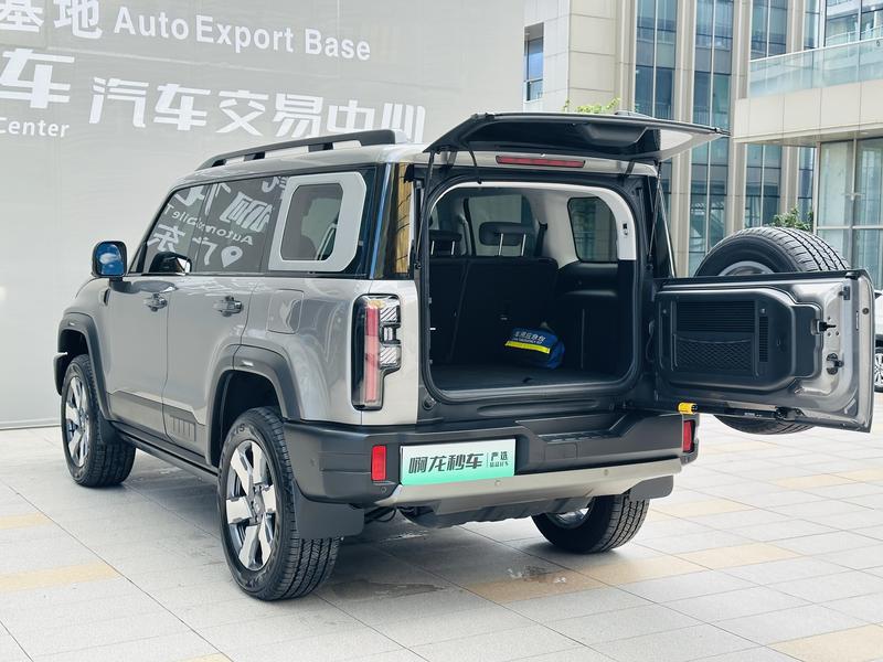 BAIC Beijing BJ40 Hybrid, 2025 — фото 5 из 12