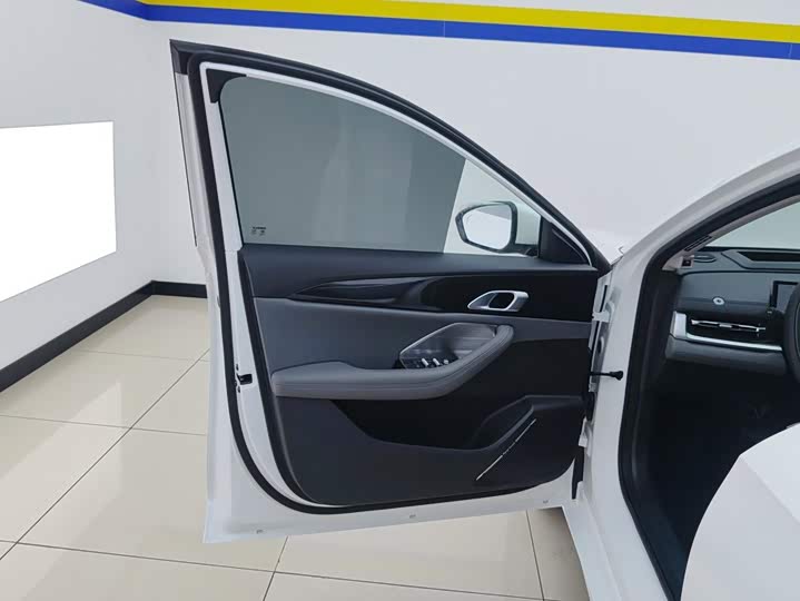Geely Galaxy A7, 2025 — фото 7 из 9