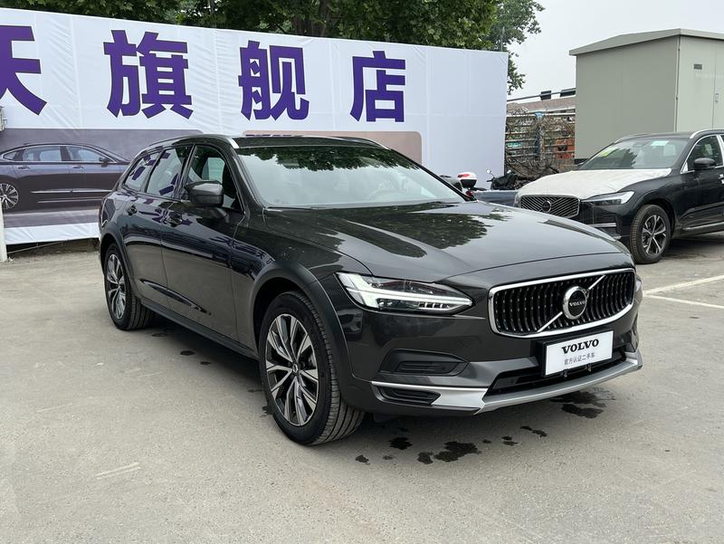 Volvo V90, 2024 — фото 3 из 12