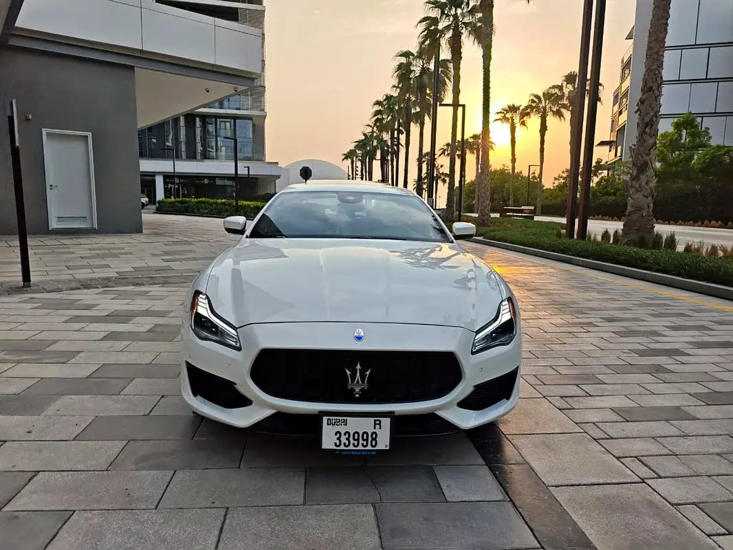 Maserati Quattroporte, 2022 — фото 3 из 10