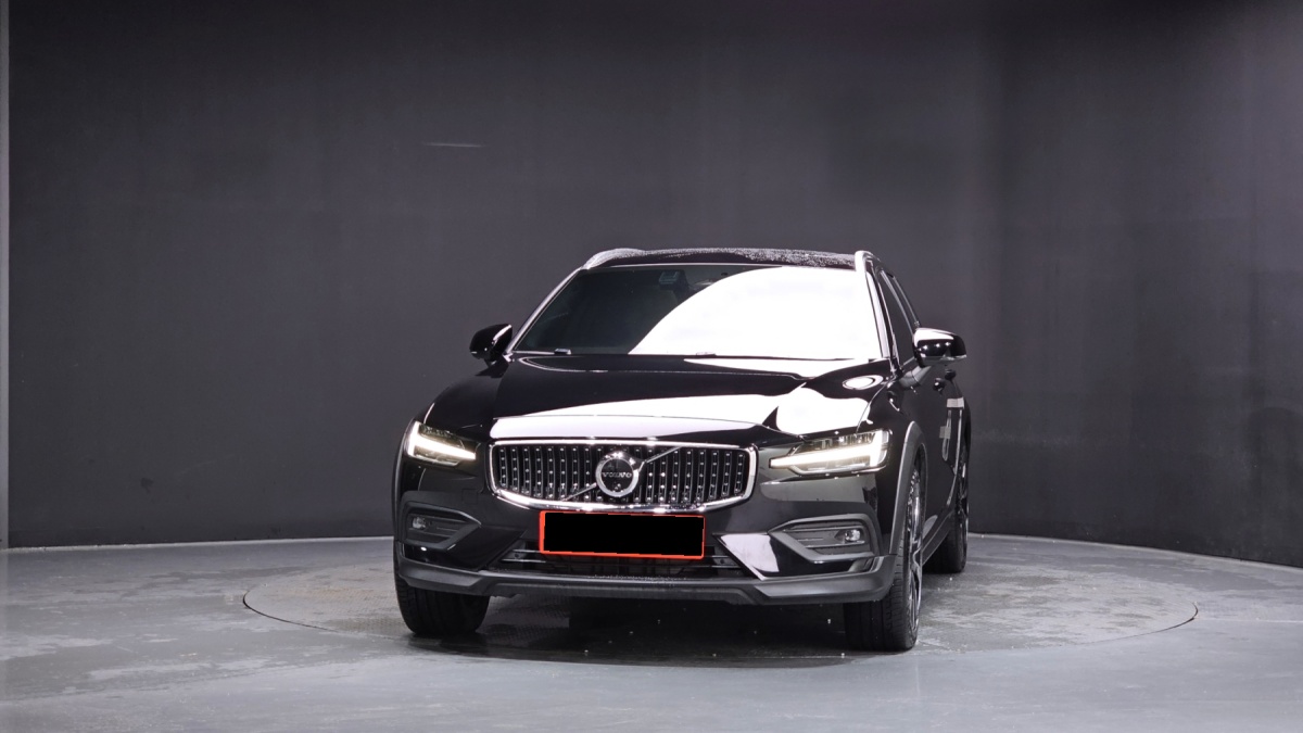 Volvo V60, 2025 — фото 3 из 12