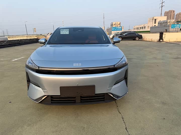 Geely Galaxy L6, 2025 — фото 2 из 9