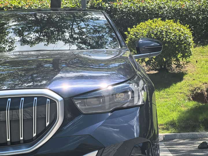 BMW 5 Series, 2025 — фото 4 из 9
