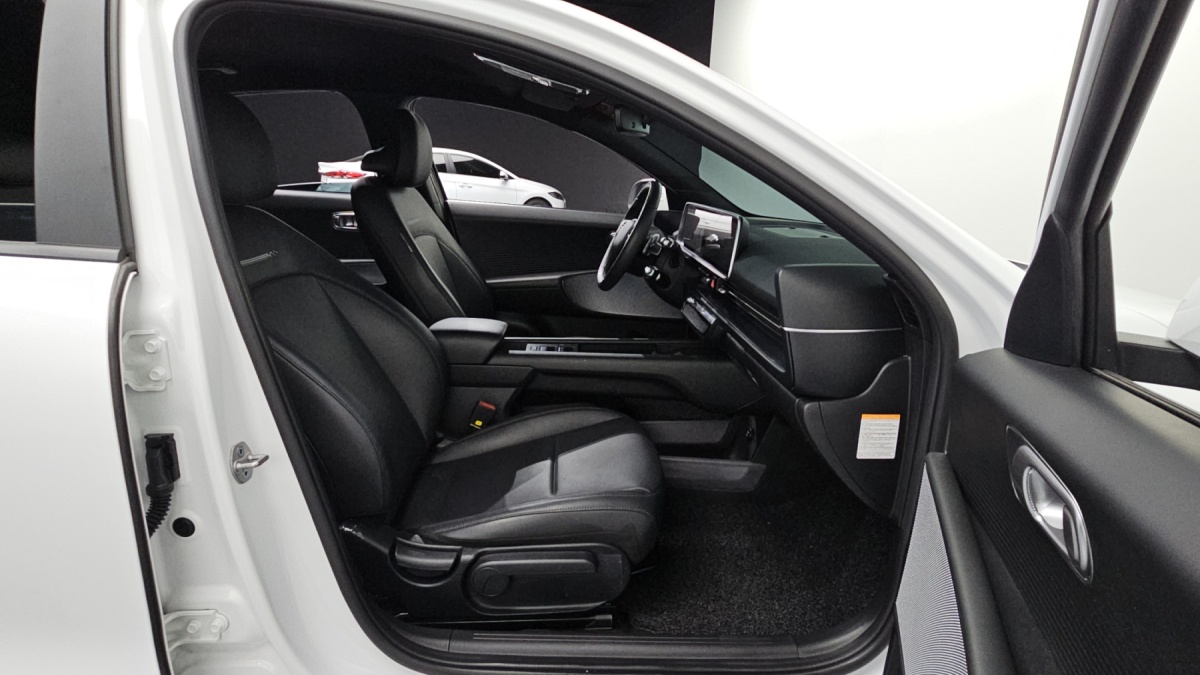 Hyundai Ioniq 6, 2022 — фото 11 из 12