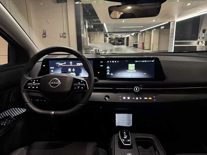Nissan Ariya EV, 2022 — фото 9 из 9