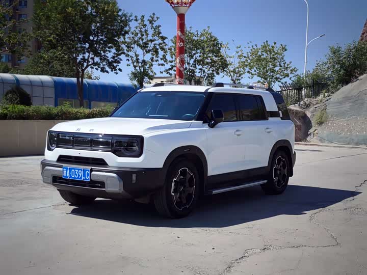 BAIC Beijing BJ30, 2025 — фото 3 из 9