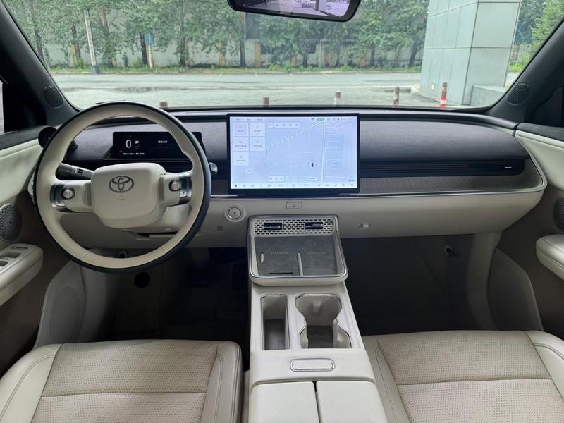 Toyota bZ3X, 2025 — фото 7 из 11