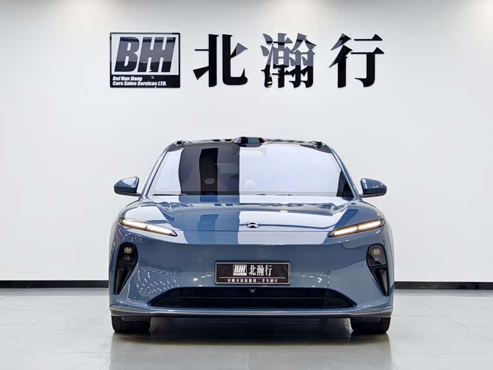 Nio ET5, 2022 — фото 2 из 9