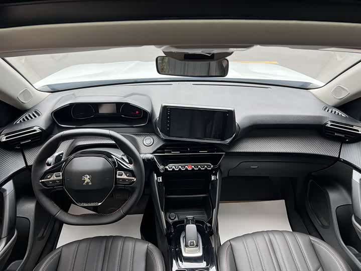 Peugeot 2008, 2023 — фото 9 из 9