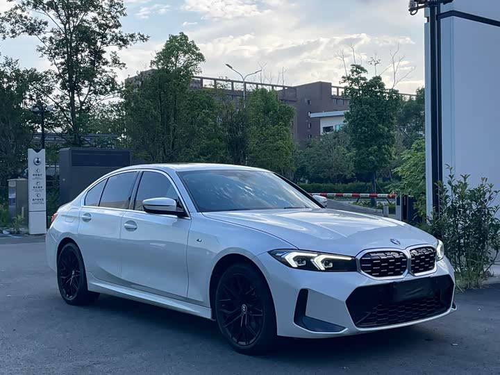 BMW 3 Series, 2024 — фото 3 из 9