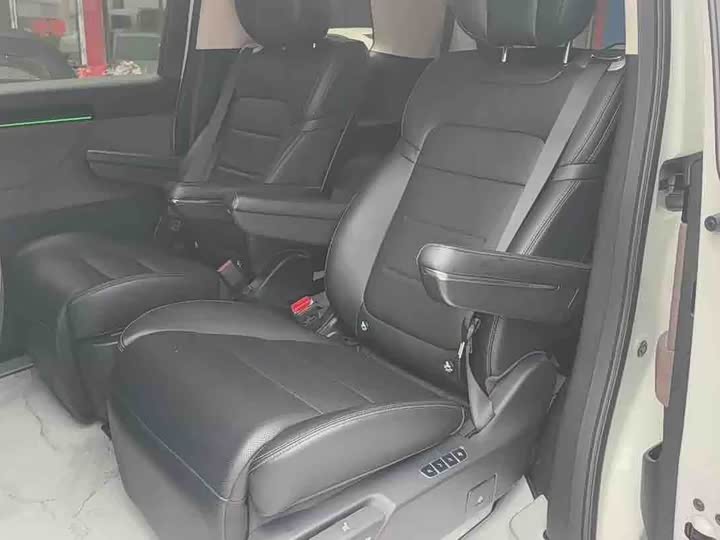 GAC Trumpchi E8, 2024 — фото 3 из 9