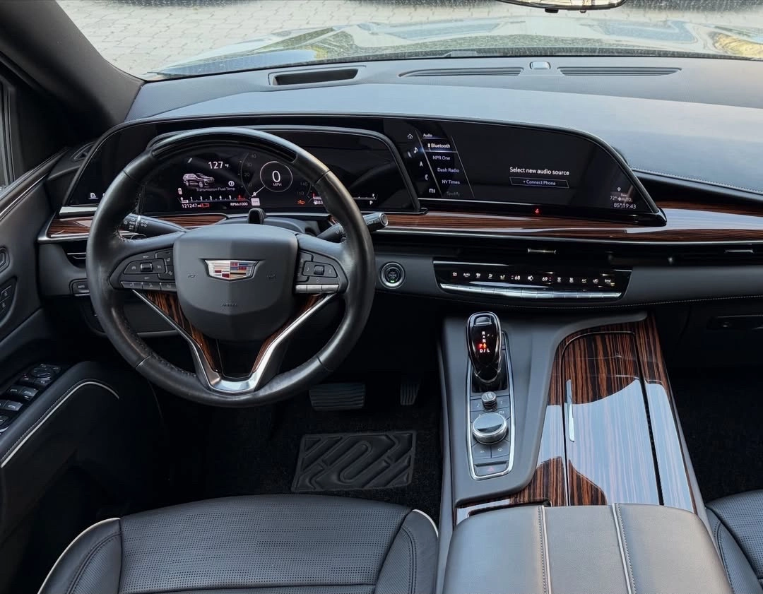 Cadillac Escalade, 2022 — фото 7 из 11