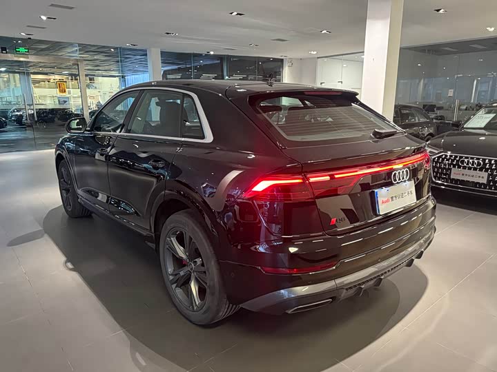 Audi Q8, 2025 — фото 4 из 9